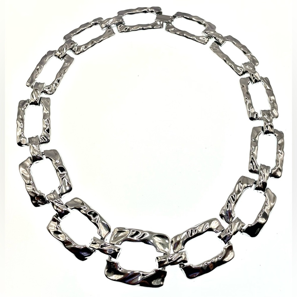 Silver Tone Necklace Choker With Large Shiny Rectangular Links Chunky Bold - Picture 1 of 8